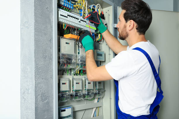 Best Circuit Breaker Repair  in Stevenson, WA